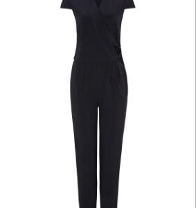 Jumpsuit mit Wickel-Detail von Comma.  Material: 95% Polyester