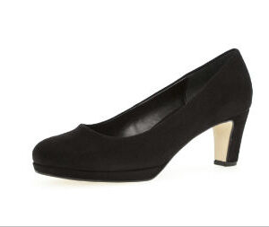 Plateau Pumps aus Lederimitat in schwarz von Gabor mit Trichterabsatz.