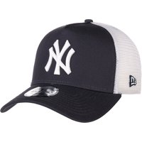 Clean Twotone Yankees Trucker Cap by New Era