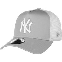 Clean Twotone Yankees Trucker Cap by New Era